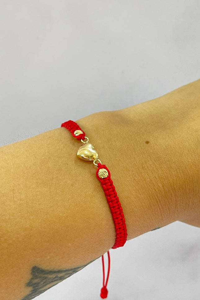 Pulsera De Hilo Rojo Con Herraje Corazón / 0.54Gr / 4Mm /
