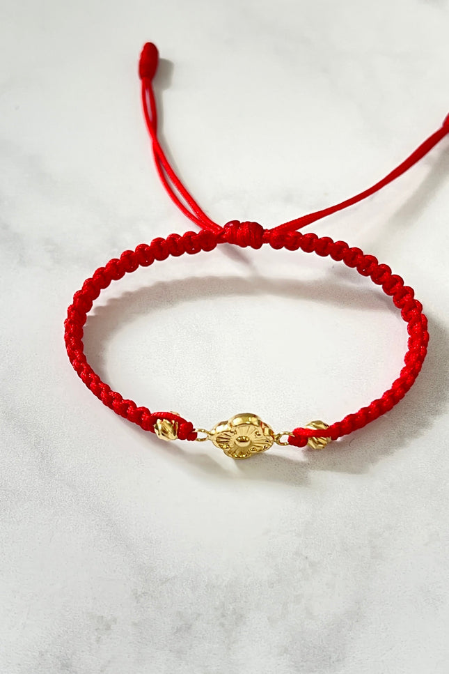 Pulsera De Hilo Rojo Herraje Trébol / 0.46Gr / 4Mm /