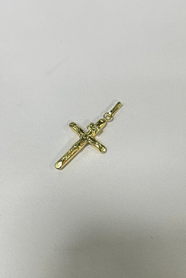 Dije Cruz Con Cristo / 1.02Gr / 2.5Mm / 2.8Cm /