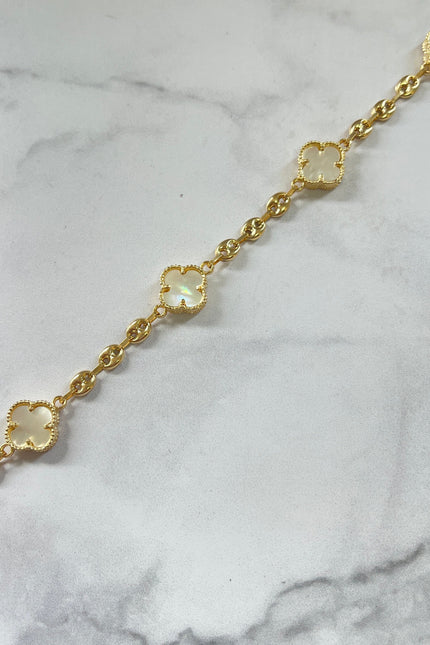 Pulso GC Con Trébol Blanco / 4.0Mm / 6.04Gr / 19Cm /