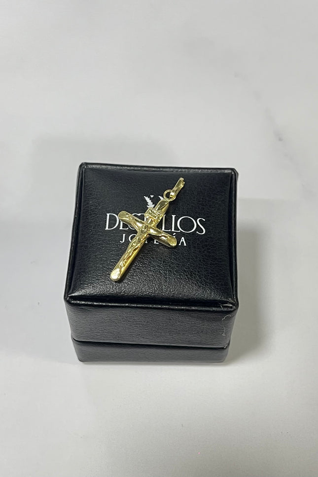 Dije Cruz Con Cristo / 1.02Gr / 2.5Mm / 2.8Cm /