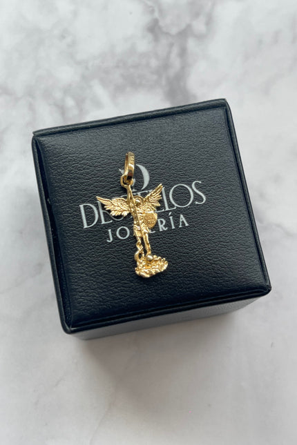 Dije San Miguel Silueta Oro Blanco / 2.0Cm / 0.97Gr /