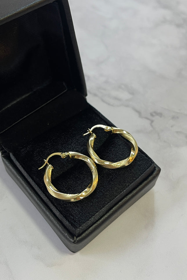 Candongas Melcocha Mediana Rayadas / 2.27Gr / 2.4Cm /