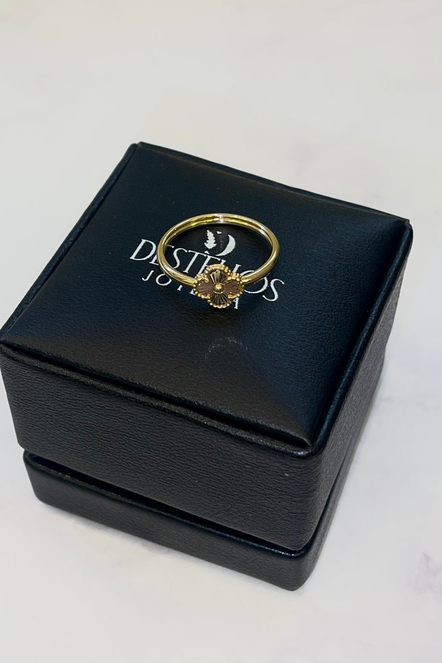 Anillo Trebol Diamantado / T6 1/4 / 1.0Gr /