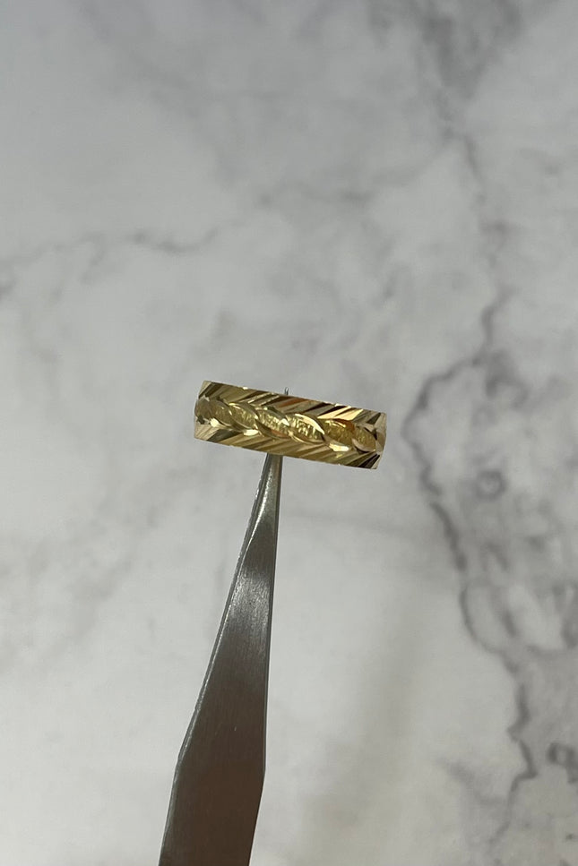 Argolla Diamantada Espiral / T10 / 2.78Gr /