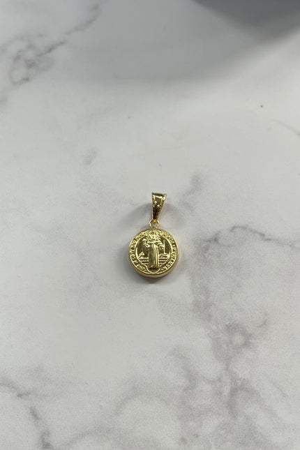 Dije San Benito Mediano / 1.5Cm / 0.83Gr /