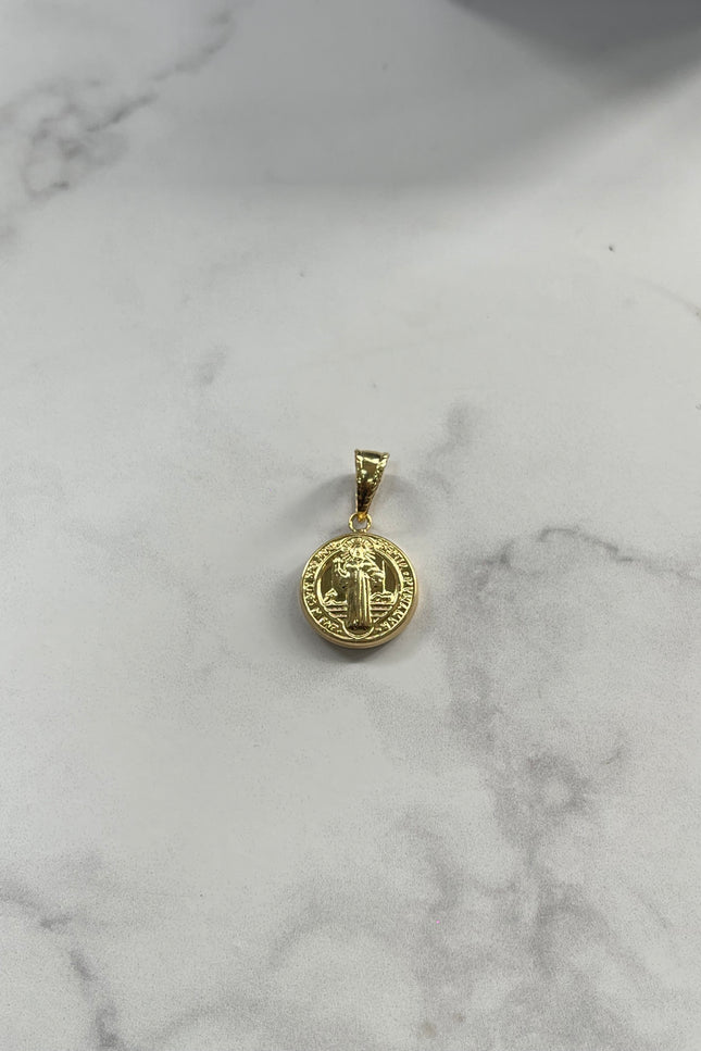 Dije San Benito Mediano / 1.5Cm / 0.83Gr /