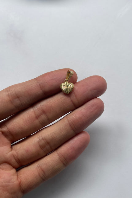 Dije Corazon Diamantado / 5.6Cm / 0.43Gr