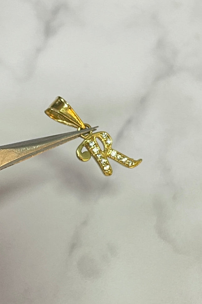 Dije Letra R Con Swarovski Blanco / 1.1Cm / 0.65Gr /