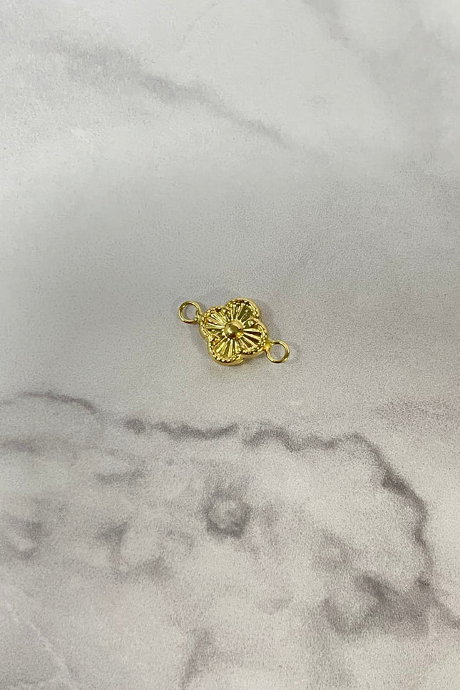 Herraje Trébol Diamantado / 1.4Cm / 0.3Gr / 2.4Mm /