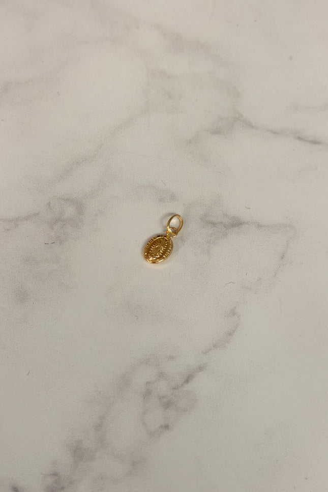 Dije Guadalupe Mediano / 1.3Cm / 0.44Gr /