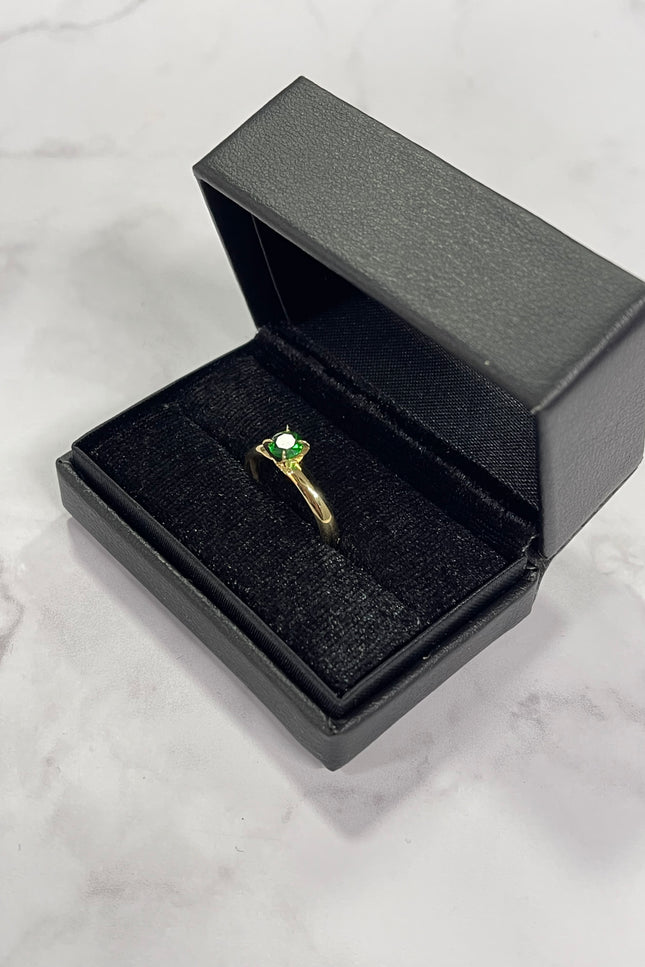 Solitario Con Swarovski Verde / T7 1/4 / 1.17Gr