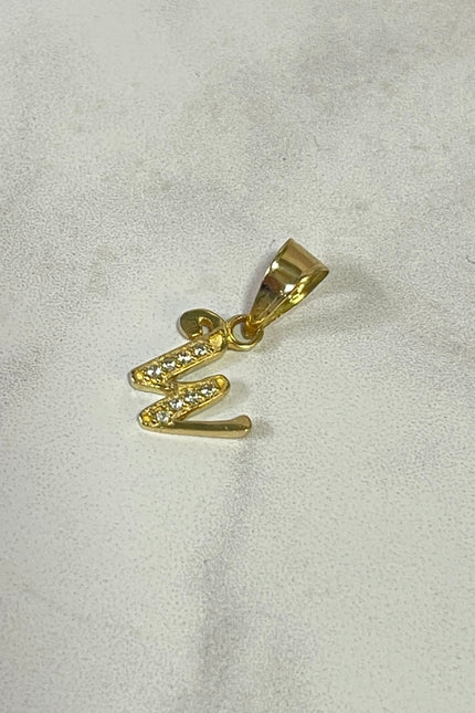Dije Letra W Con Swarovski Blancos / 1.1Cm / 0.63Gr /
