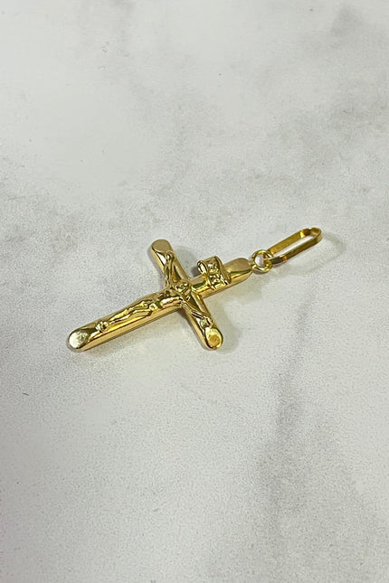 Dije Cruz Con Cristo / 2.8Cm / 1.05Gr / 2.6Mm /