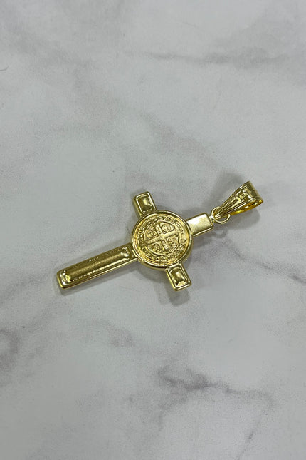 Dije Cruz De San Benito / 3.9Cm / 2.55Gr /