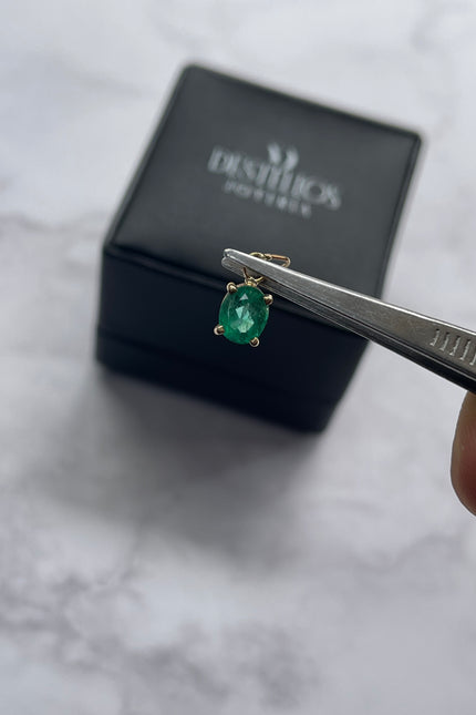 Dije Ovalo Grande / 6.6Mm / 0.8Gr / 0.75Qts /