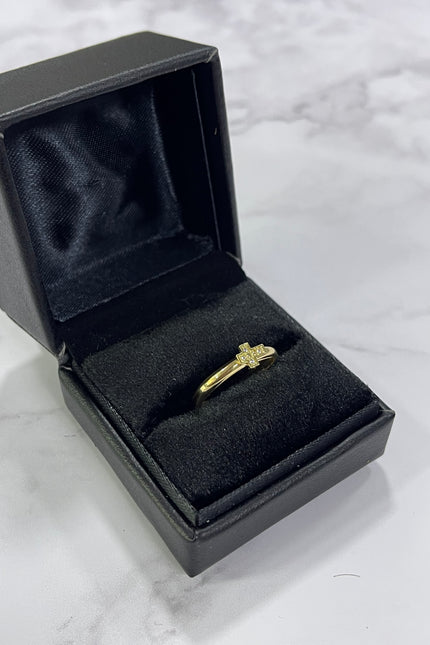 Anillo Cruz Con Swarosvky / T7 1/4 / 0.94Gr /