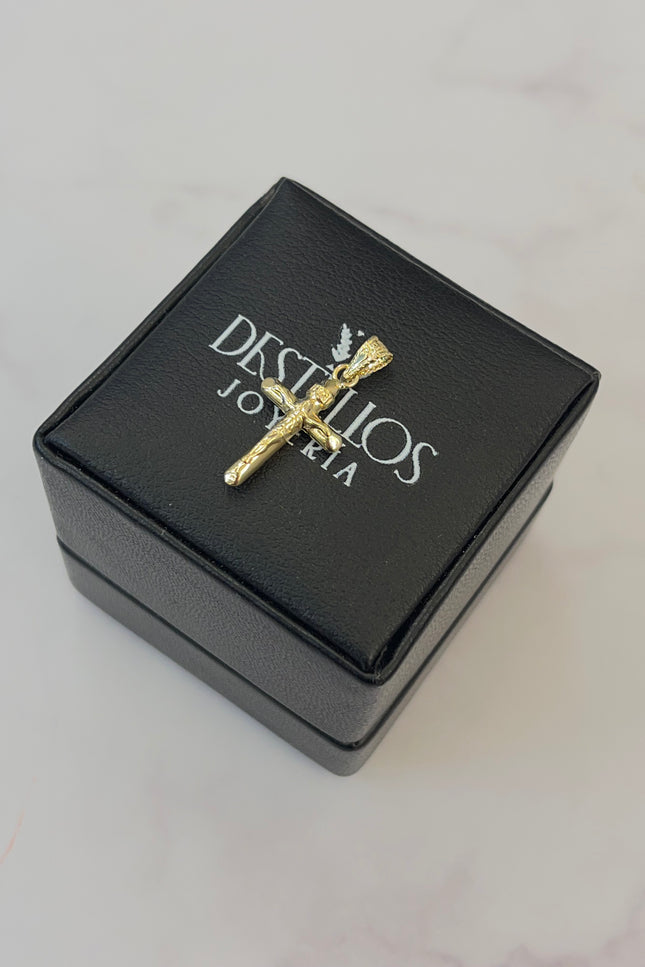 Dije Cruz Con Cristo / 0.4Gr / 1.74Cm /
