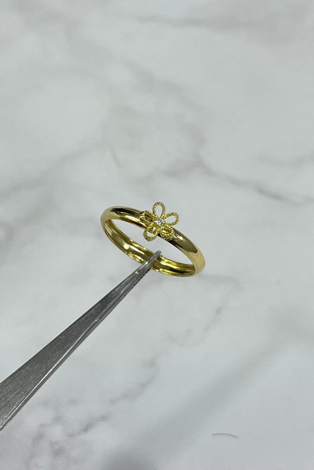Anillo Flor / T7 / 0.86Gr /