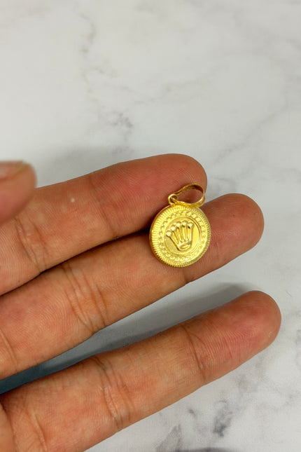 Dije Corona Grande / 1.7Cm / 0.81Gr /