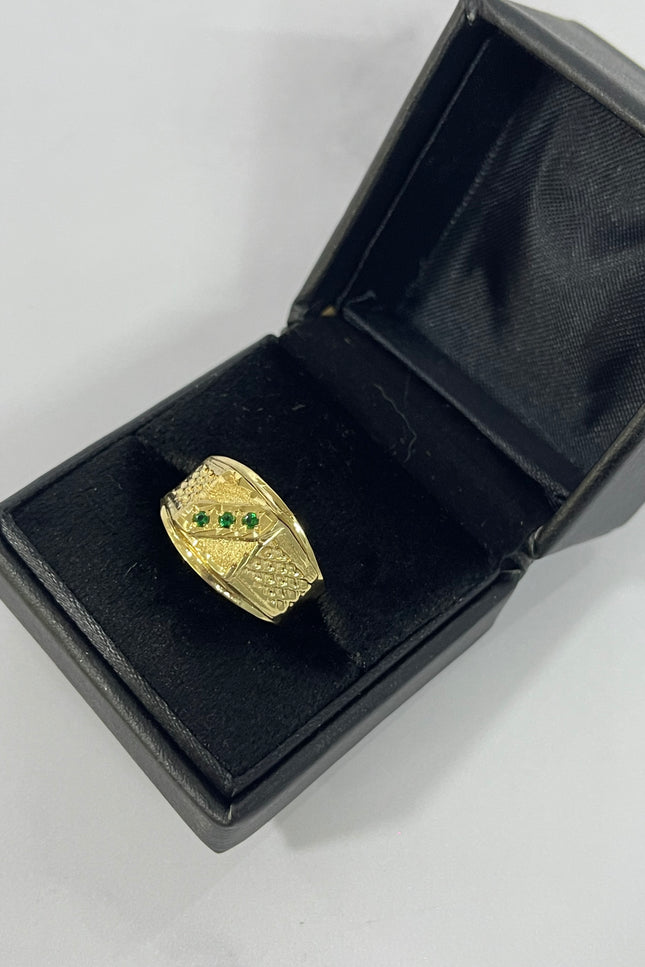 Anillo Con swarovski Verde / 3.17Gr / Talla 12