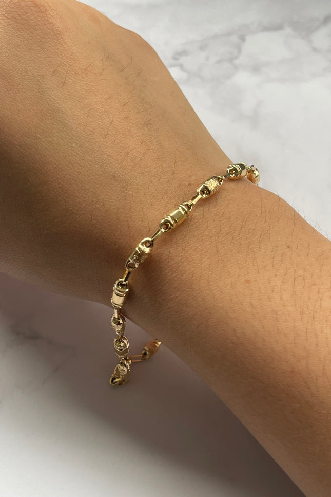 Pulso Rustico Eslabones Liso Y Cruz / 21Cm / 4.36Gr / 4.0Mm /