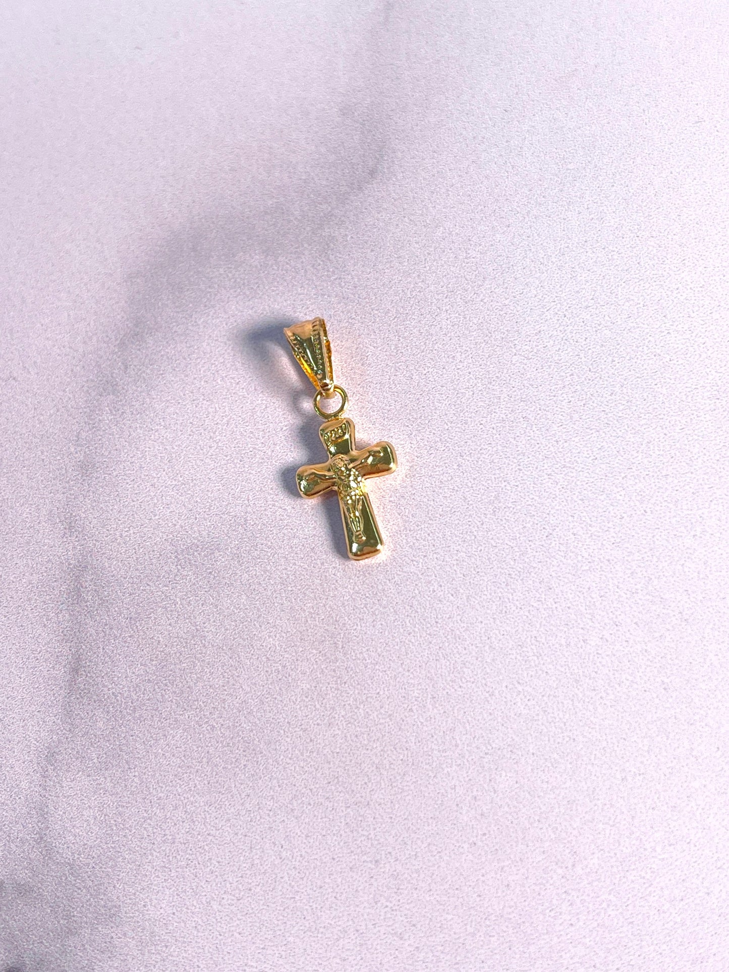 Dije Cruz Con Cristo Jesus / 1.5Cm / 0,5 / 2,9Mm