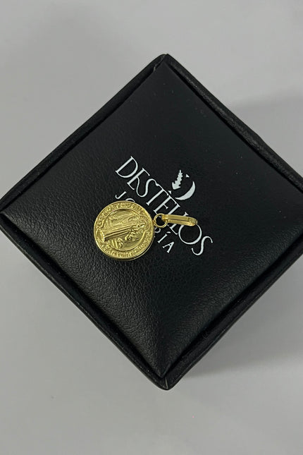 Dije San Benito / 2Cm / 0.73Gr / 1.9Mm