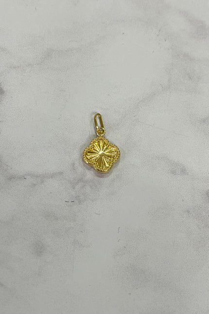 Dije Trebol Diamantado / 8.6Cm / 0.66Gr