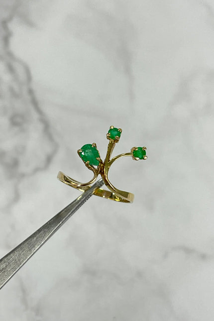 Solitario En Forma de Flor / T7 2.3Gr