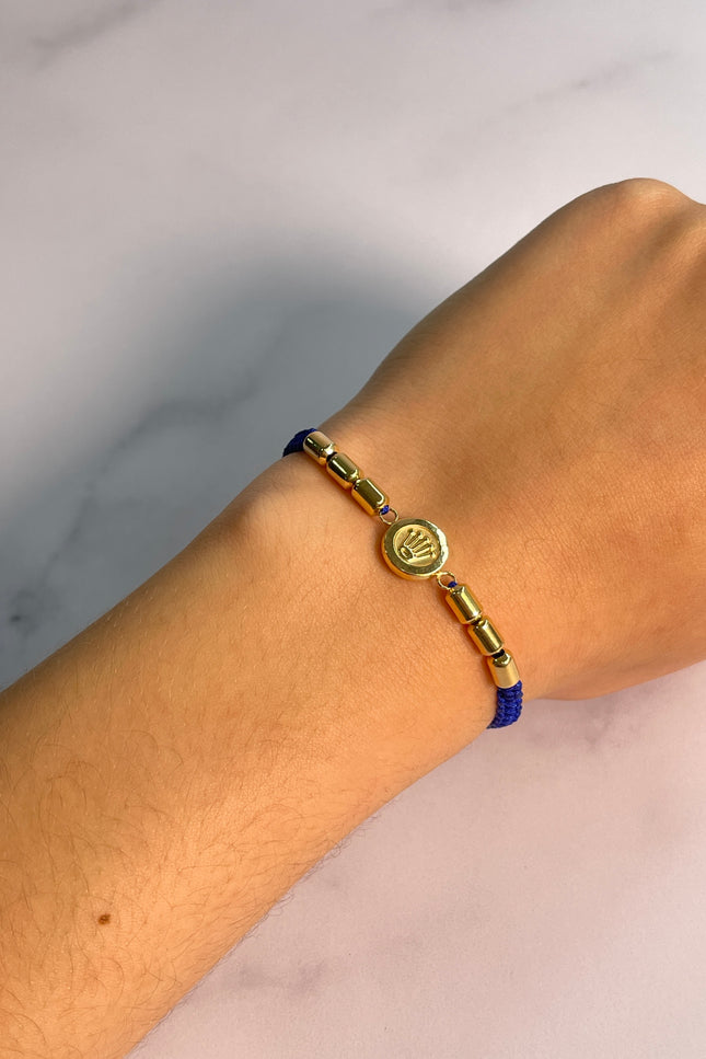Pulsera Tejida Hilo Azul Con Herraje Corona / 1.4 Gr /